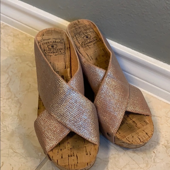 Wedges 7.5 size - Picture 1 of 2